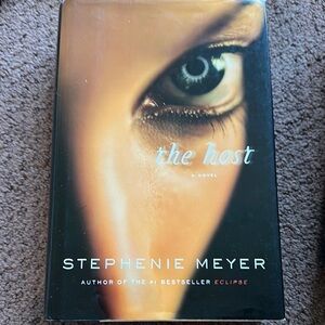 The Host by Stephenie Meyer Hardcover